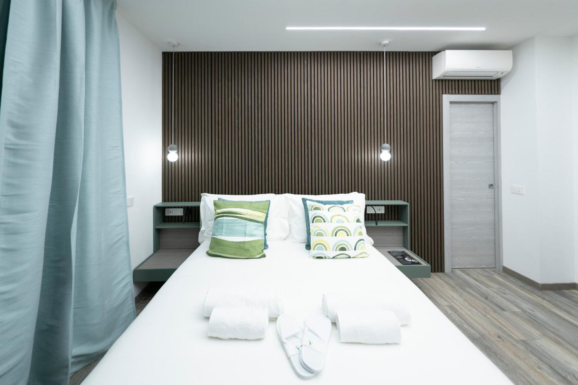 New Luxury Roma