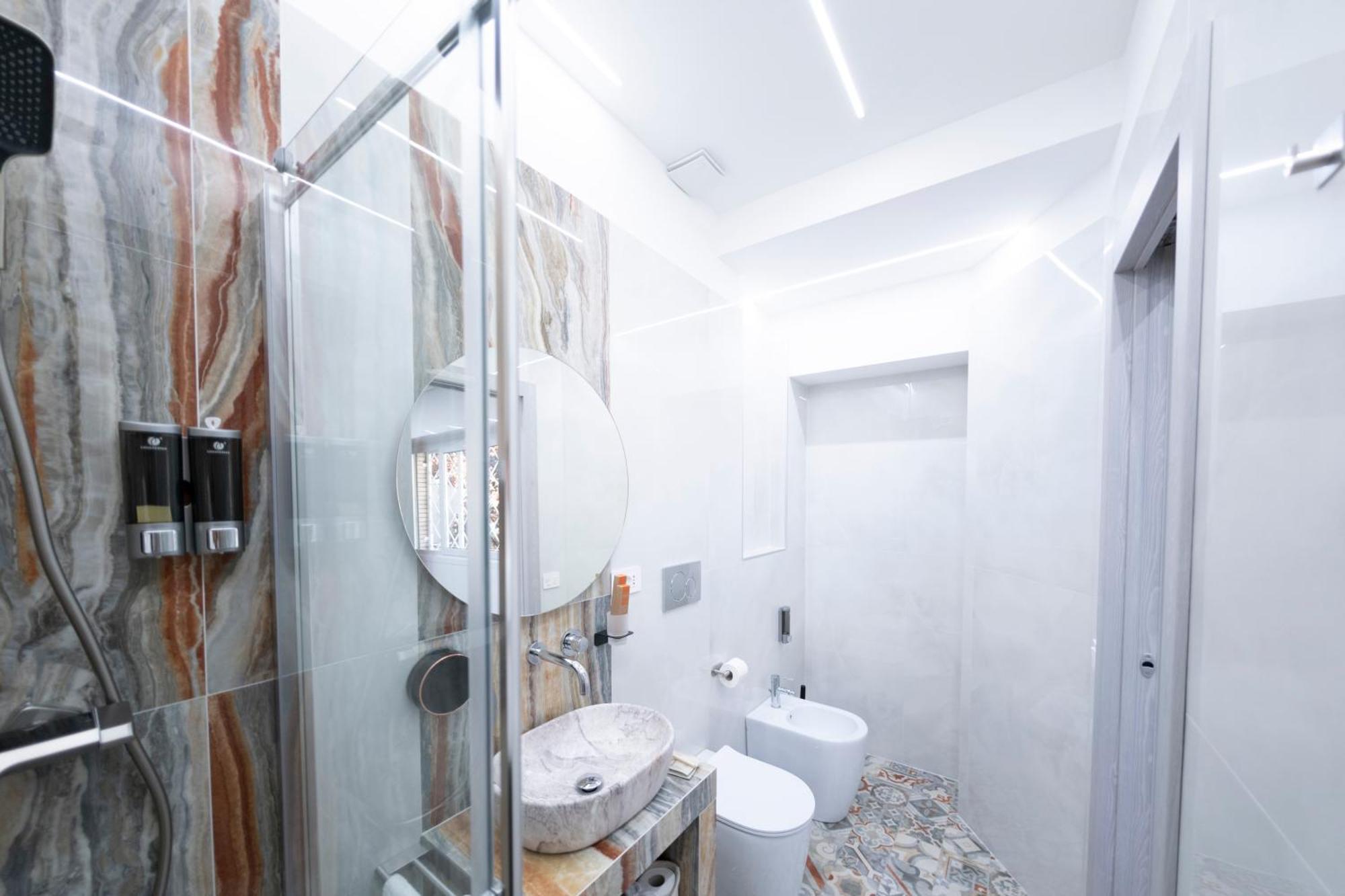 New Luxury Roma