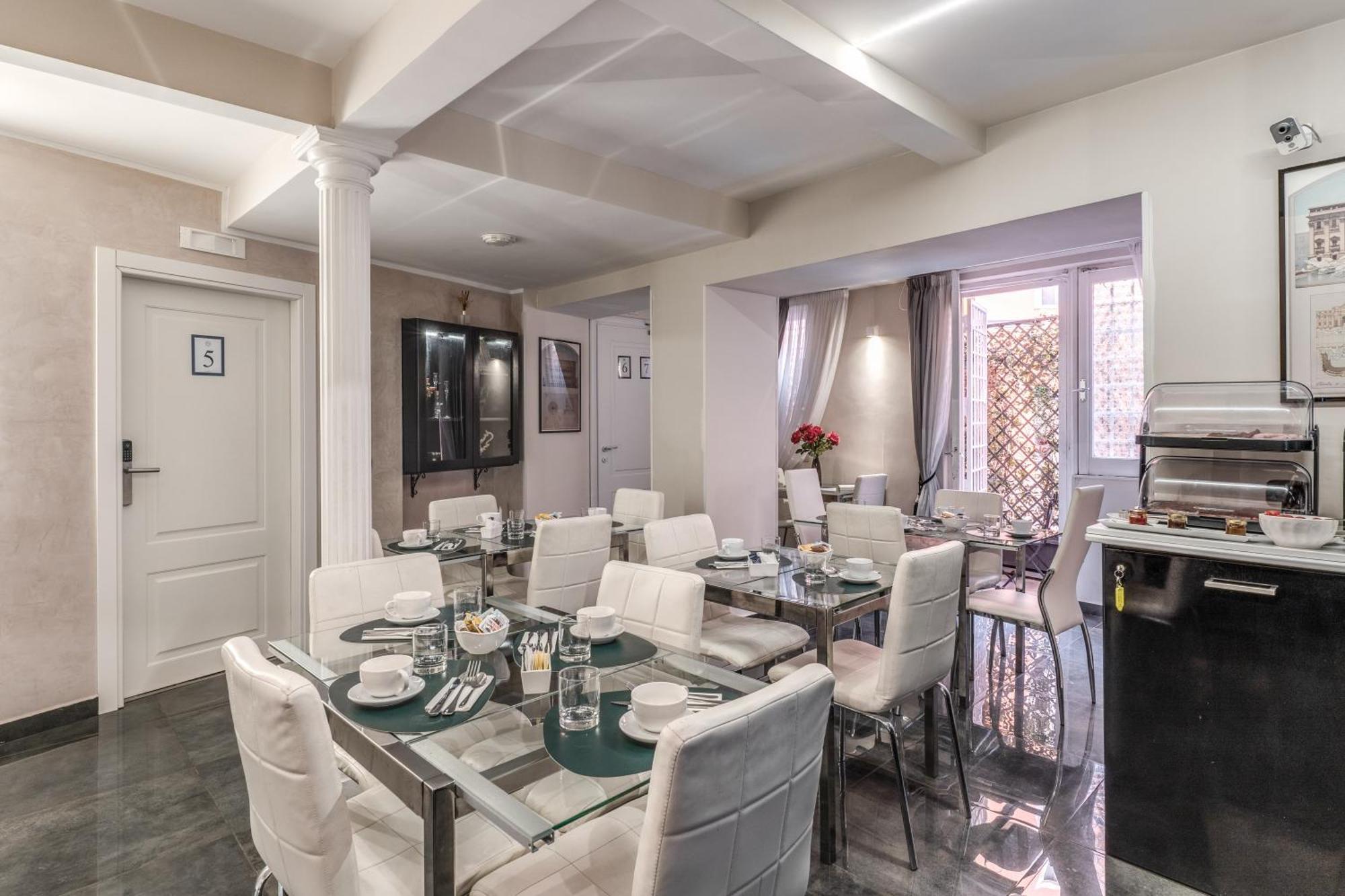 Opera Pinciana Bed & Breakfast 2*