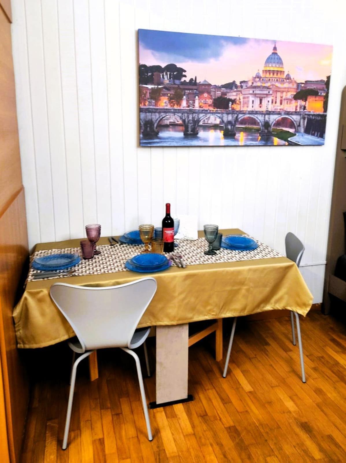 Vatican Heart Leone Terrace * Roma