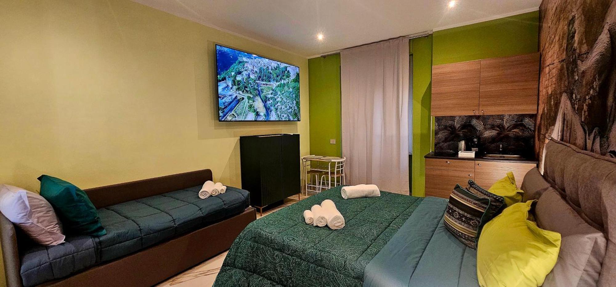 Couette-café Il Magnifico Superior 400m From Tiburtina Railway Station And 290m From Metro Rome