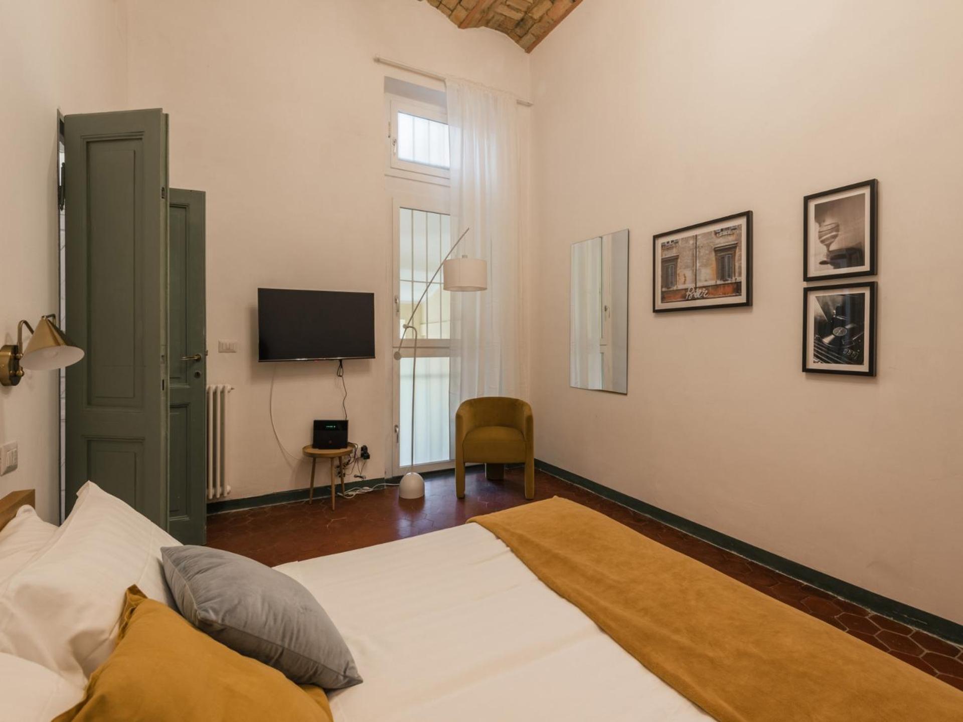 The Rent - Two-bedroom In Santa Maria Maggiore
