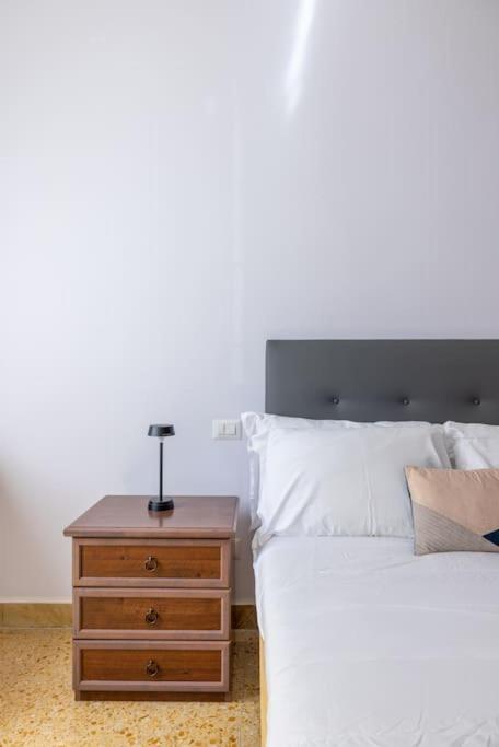 Apartment La Casa Dei Balocchi - 200 M Dalla Metro Bologna Rome