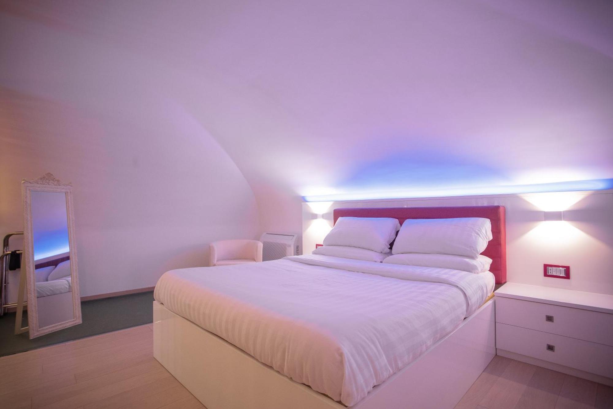 Pantheon Luxury *