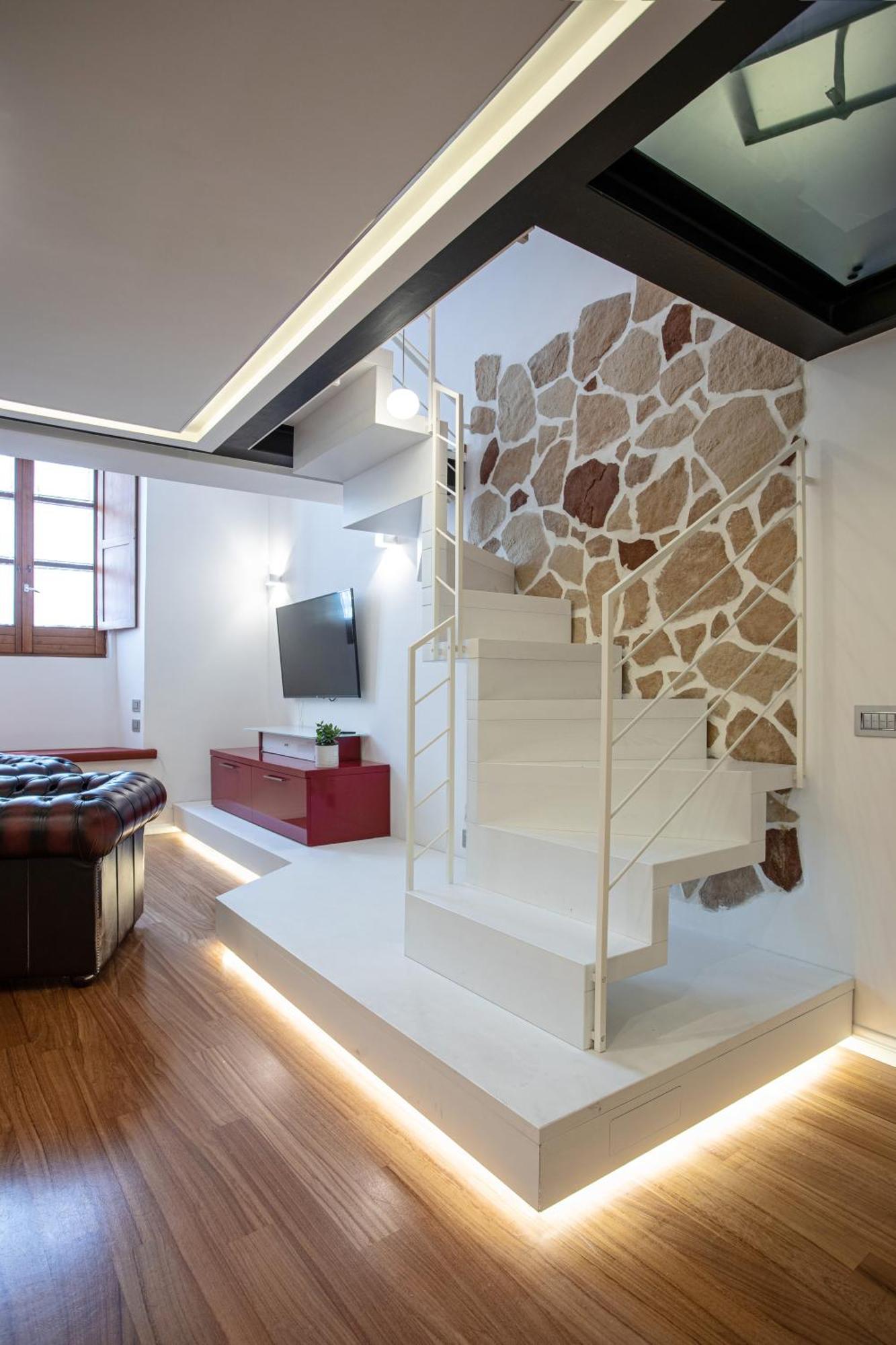 Pantheon Luxury *