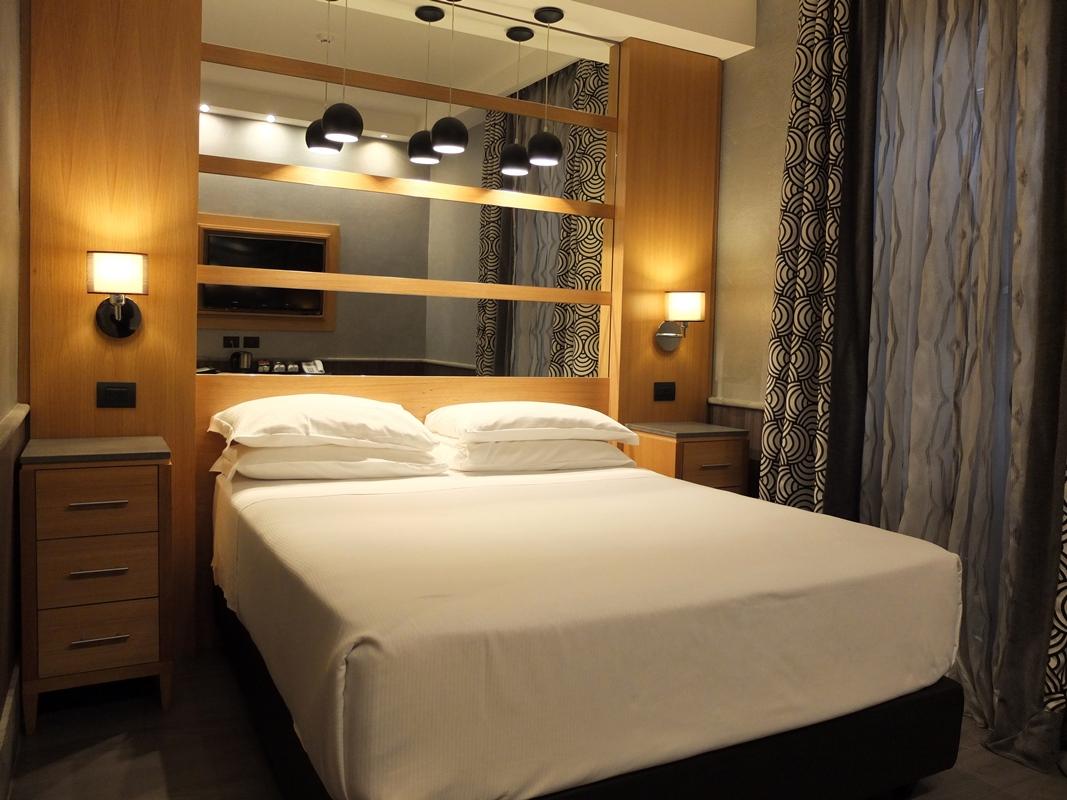 Royal Court 4*