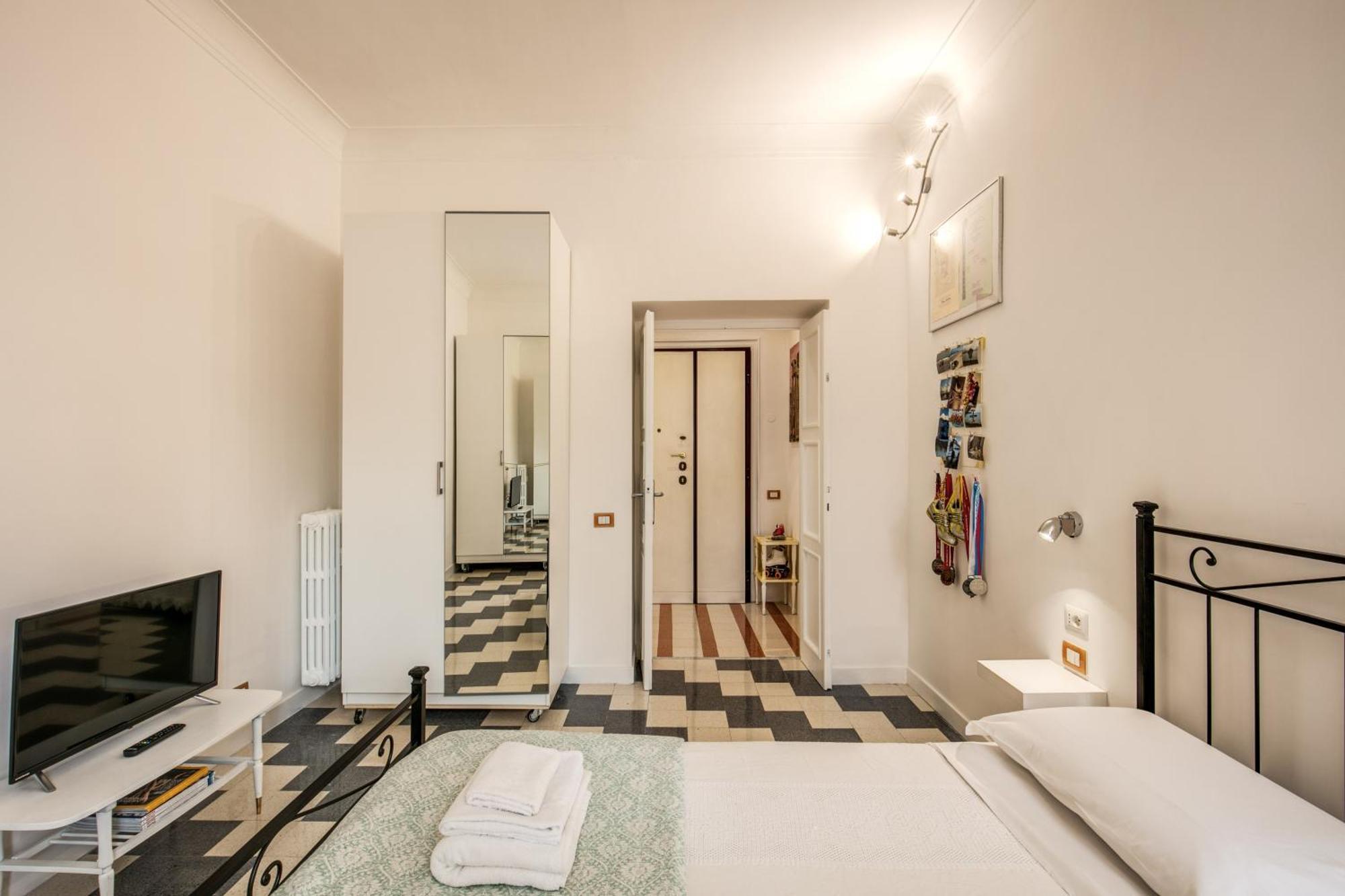 Vicino Basilica Di San Giovanni Apartment Rome