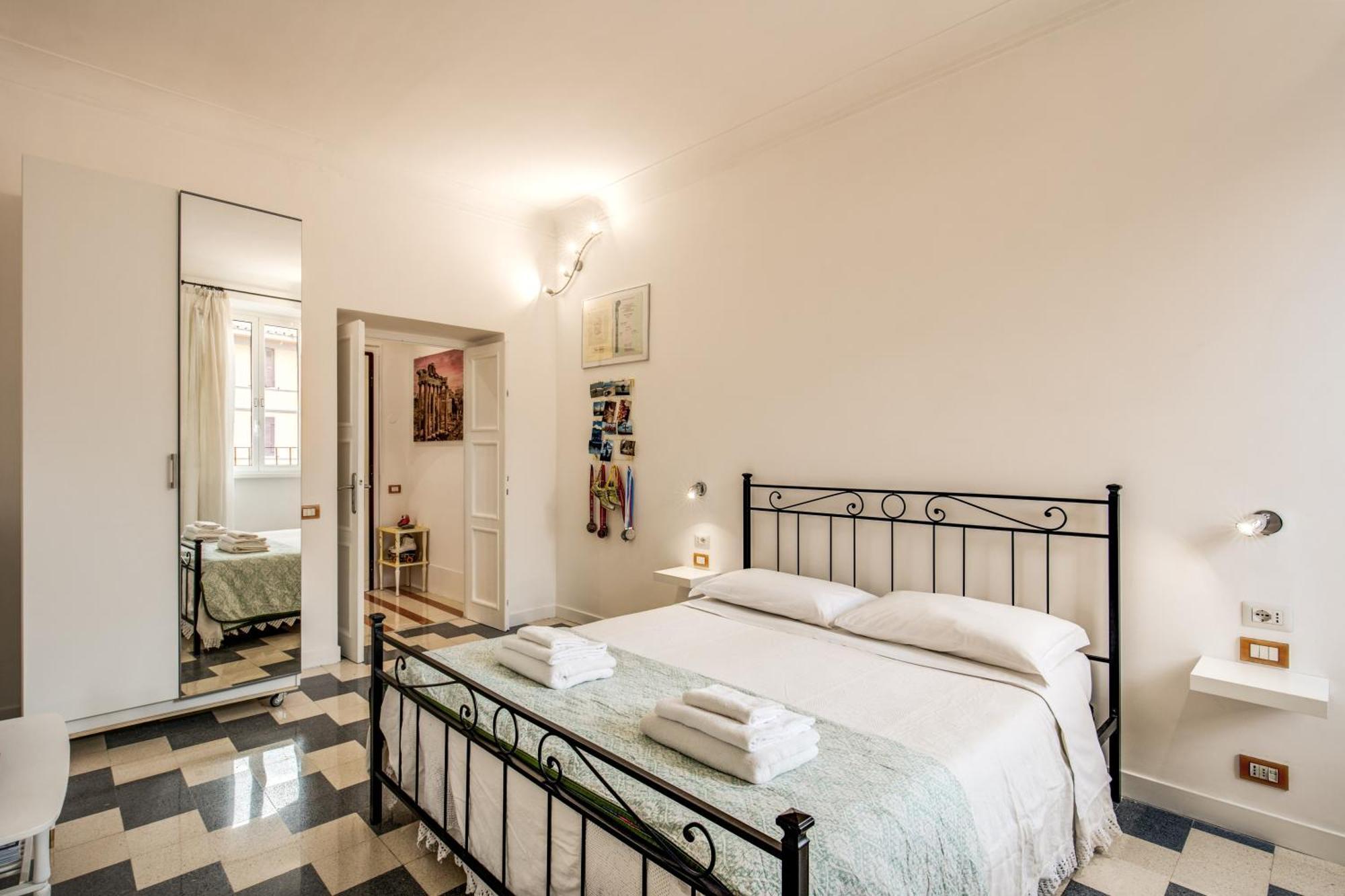 Vicino Basilica Di San Giovanni Apartment