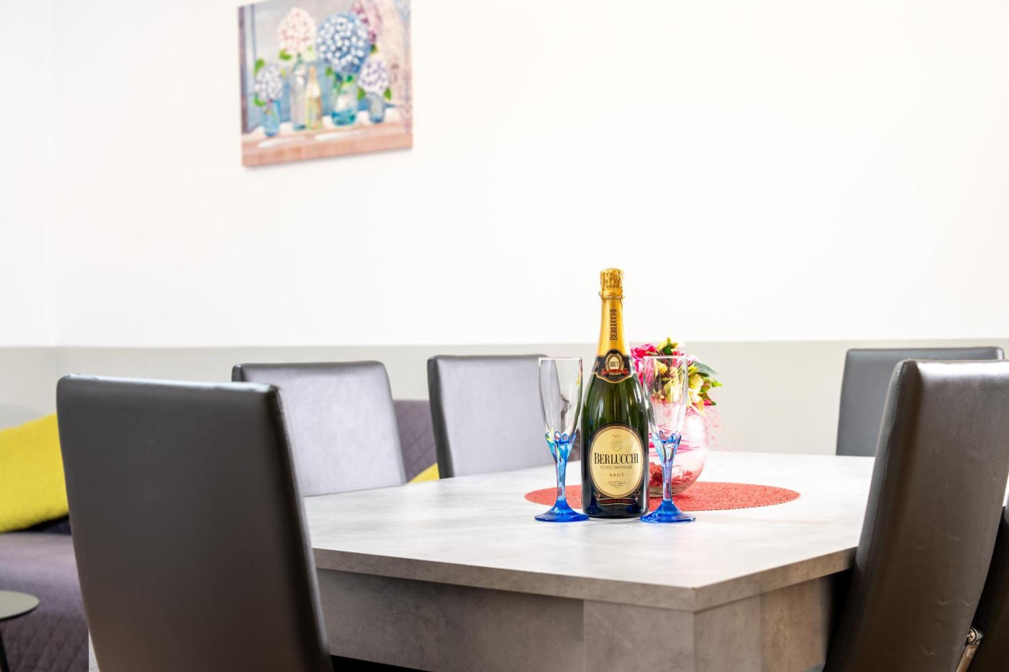 Holidayhomenazzarena Apartamento *
