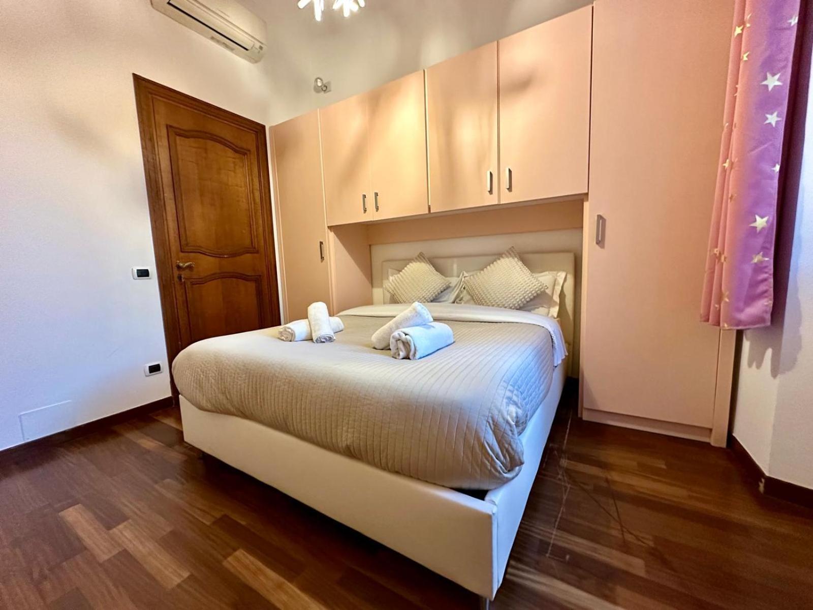 Domus Trastevere 900