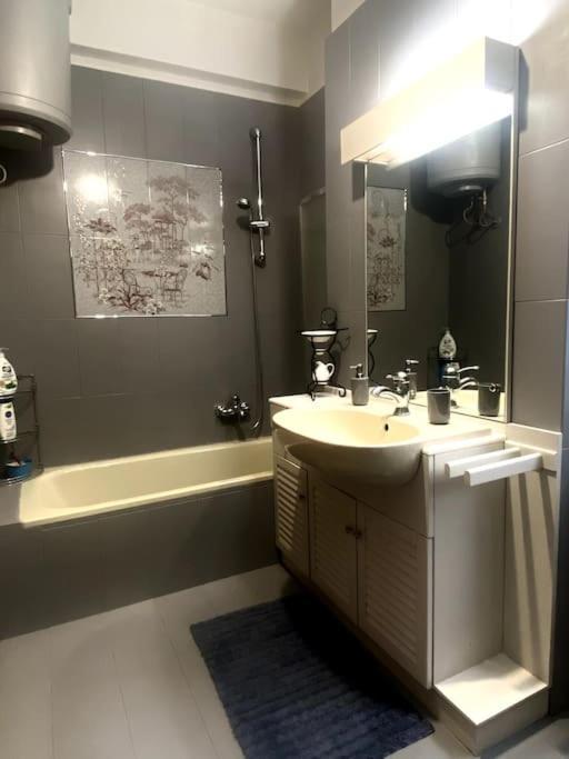 Apartment Golden Valley House 4-8 Pax - Box Auto Metro B1 Conca D'oro Treno Val D'ala