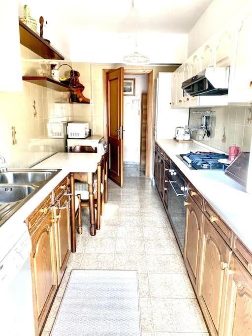 Apartment Golden Valley House 4-8 Pax - Box Auto Metro B1 Conca D'oro Treno Val D'ala Rome