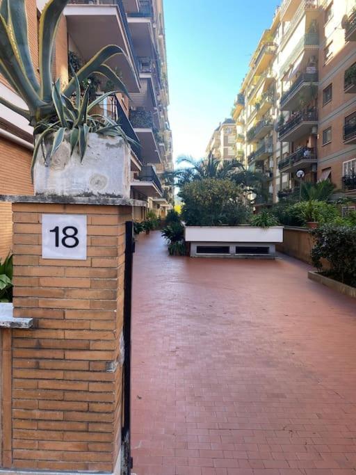 Golden Valley House 4-8 Pax - Box Auto Metro B1 Conca D'oro Treno Val D'ala Apartment