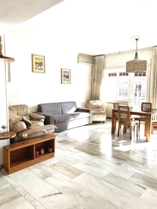 Golden Valley House 4-8 Pax - Box Auto Metro B1 Conca D'oro Treno Val D'ala Apartment Rome