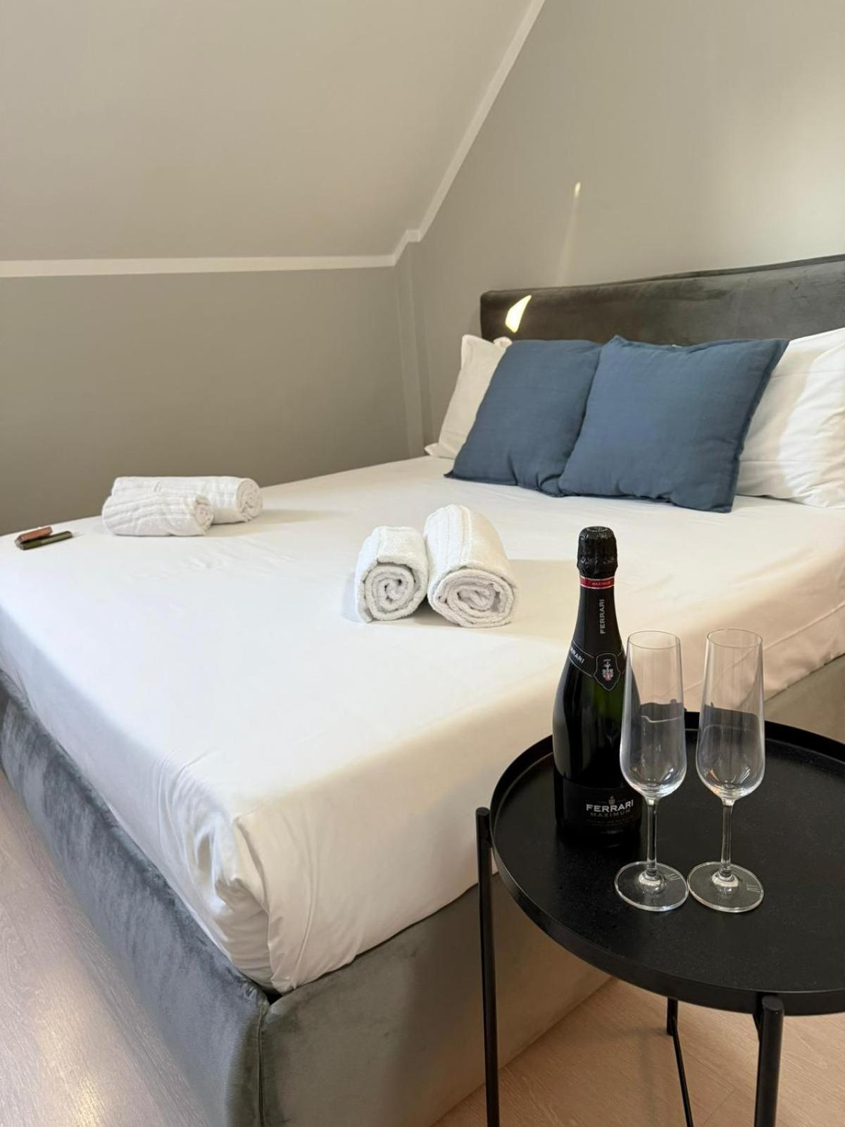 Lux Tuscolano Apartment *