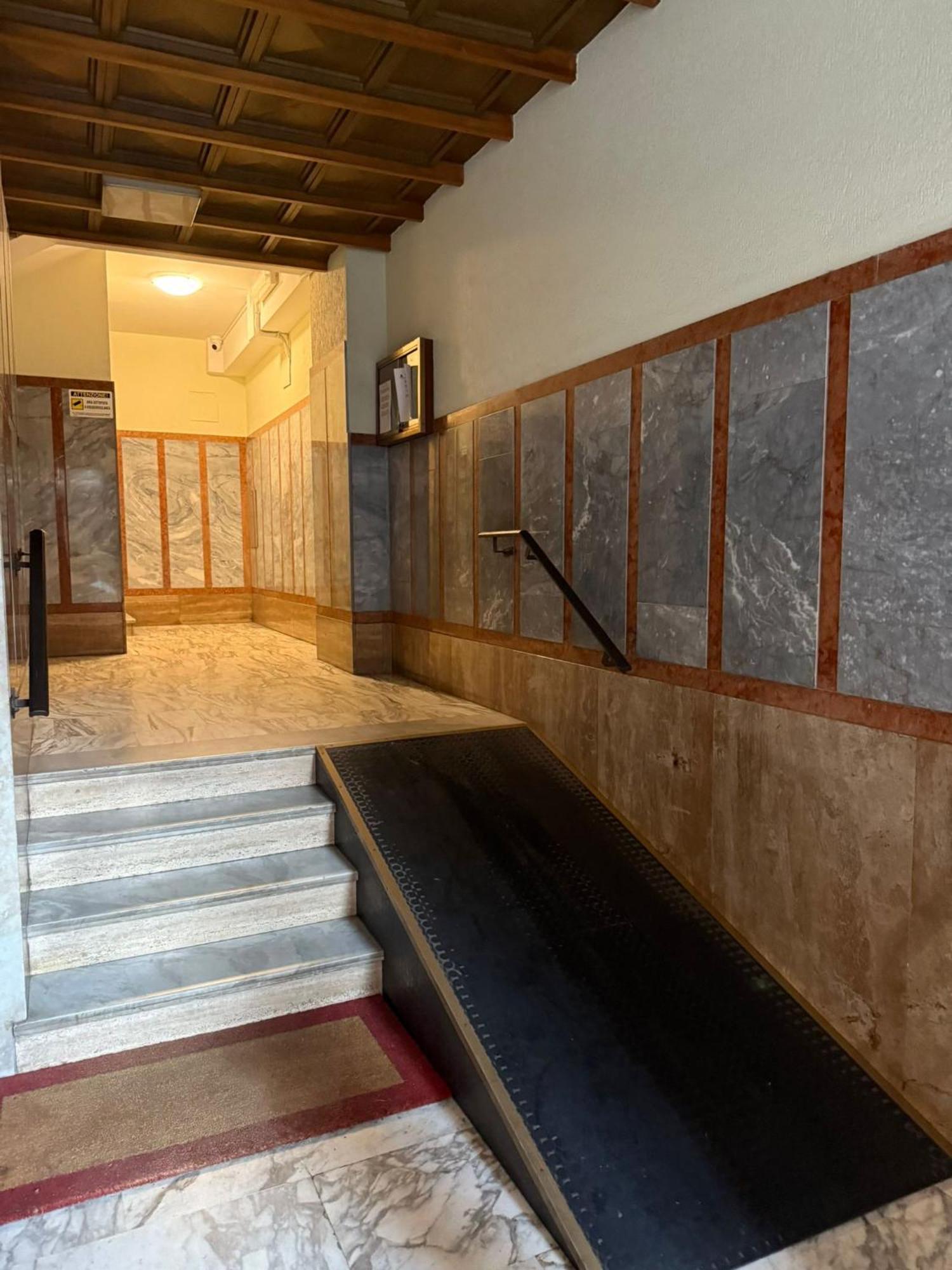 Lux Tuscolano Apartment *