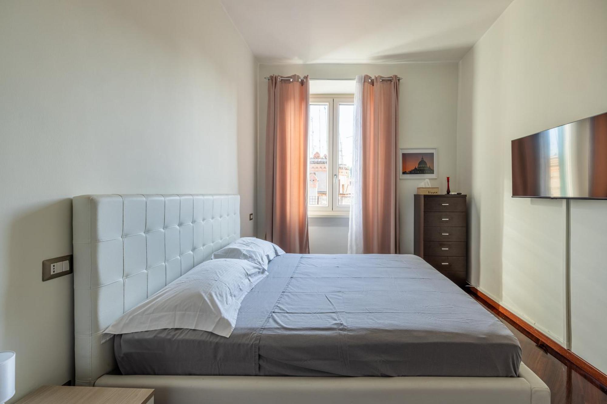 Attico Vista San Pietro, Vicino Ai Musei Vaticani Apartamento Roma