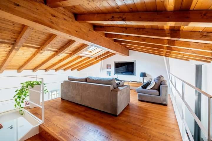 Apartment Realty Company Spagna