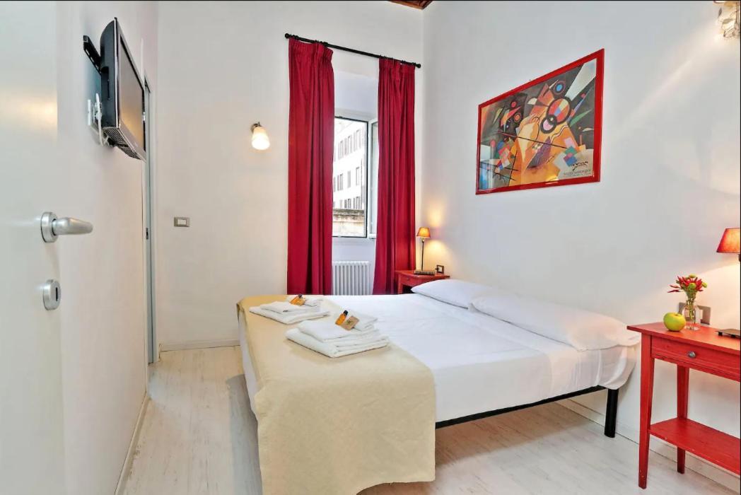 Campo De Fiori Charm Apartment *
