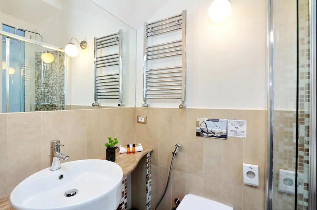 Apartment Campo De Fiori Charm *