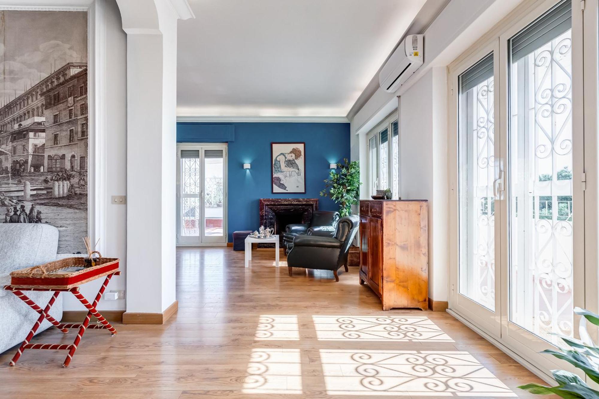 Chigi's Terrace Apartment Rome