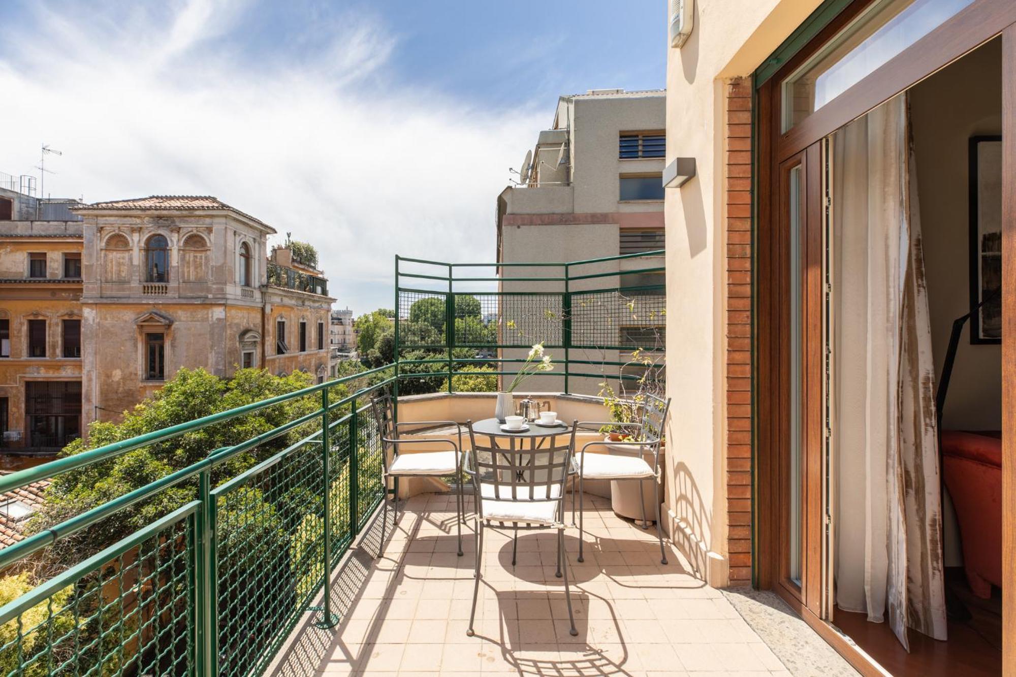 Iflat Penthouse Chic Near Piazza Del Popolo * Rome