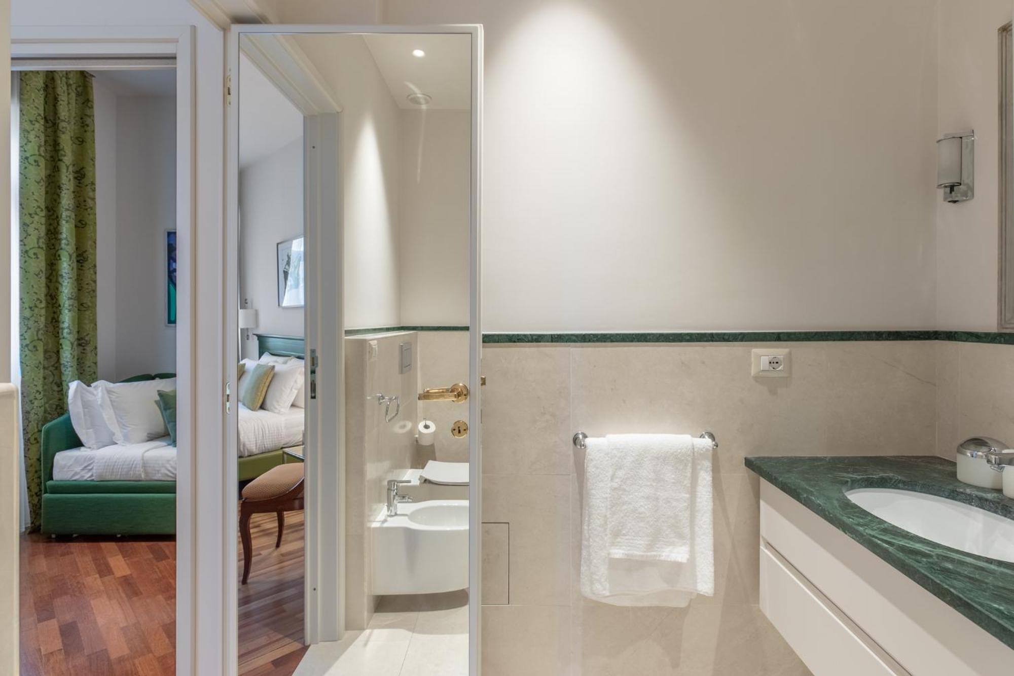 Apartment Iflat Penthouse Chic Near Piazza Del Popolo *