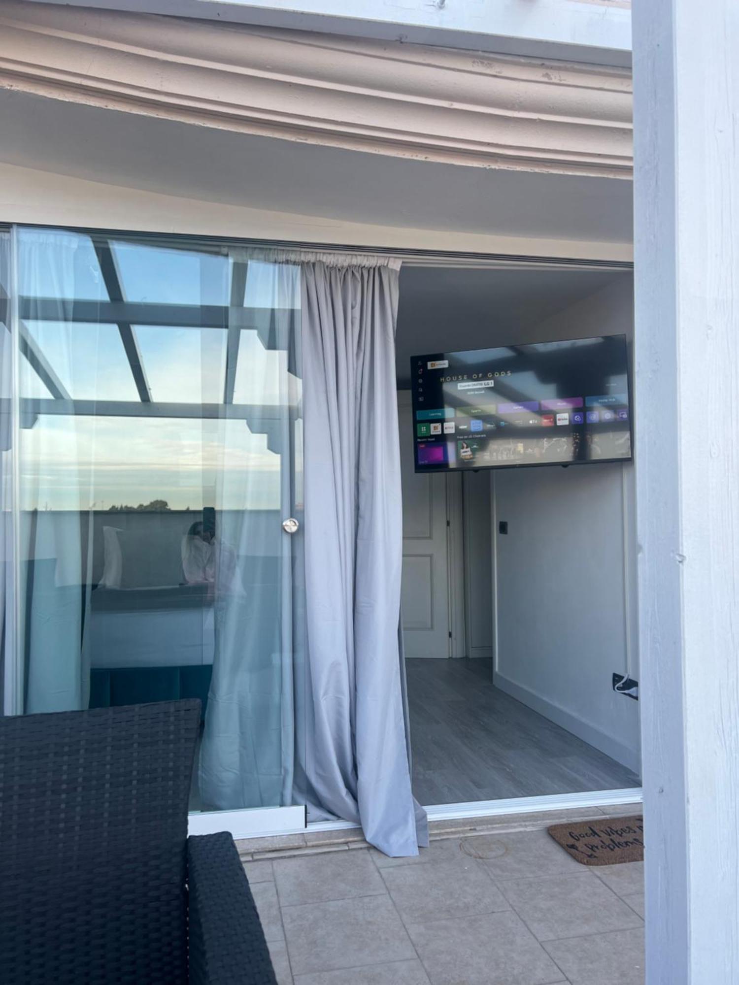 Mezzo Experience Eur Apartment Rome