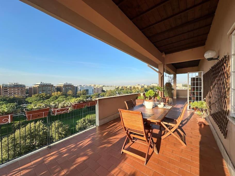 Eur-motagnola Attico 2bedr 280 Terrace View *