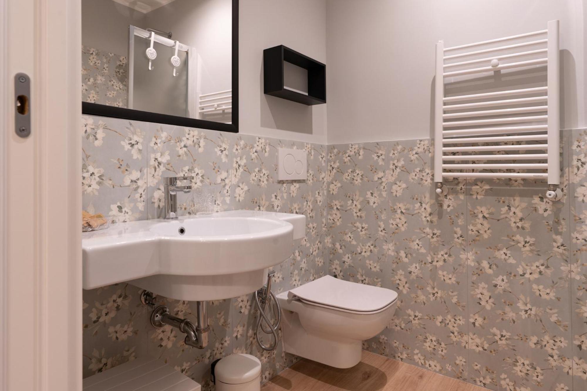 Residenza Lucrezio Guest house *