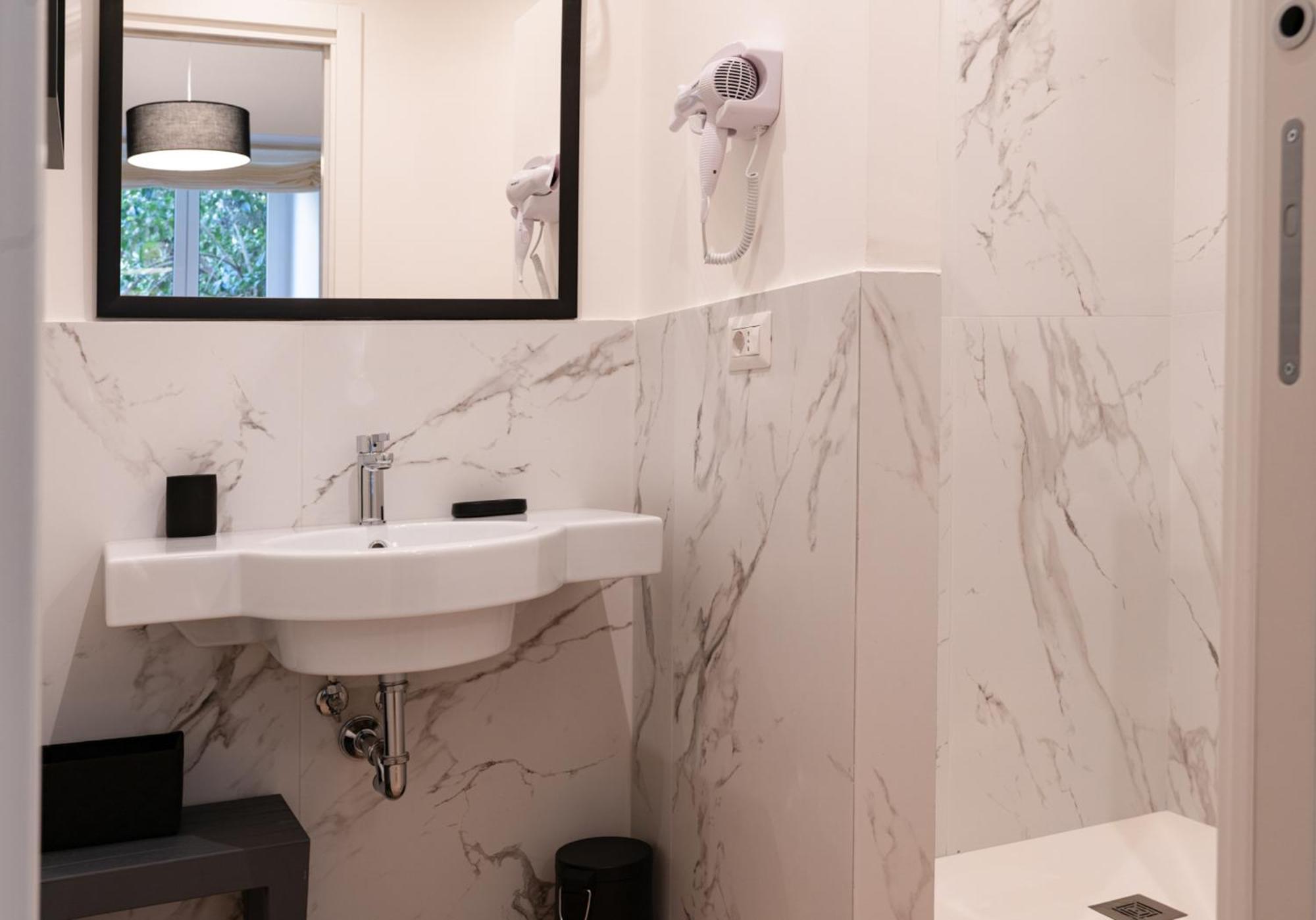 Residenza Lucrezio Guest house Rome
