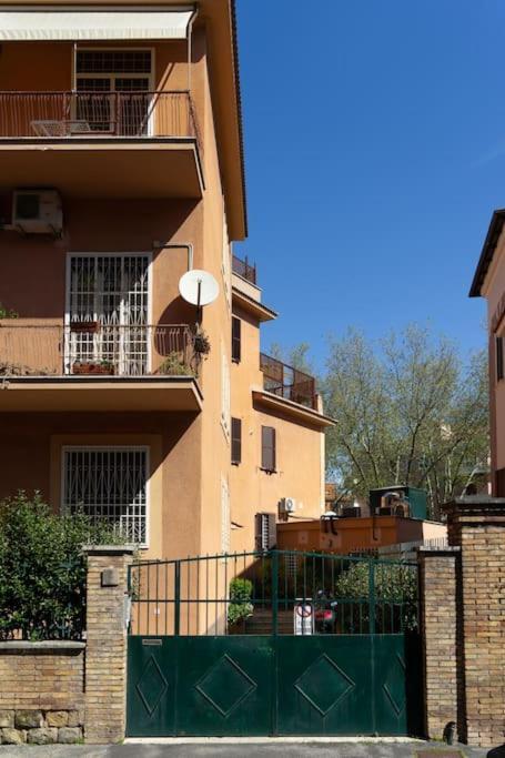 Corradi 4 With Terrace Appartement *