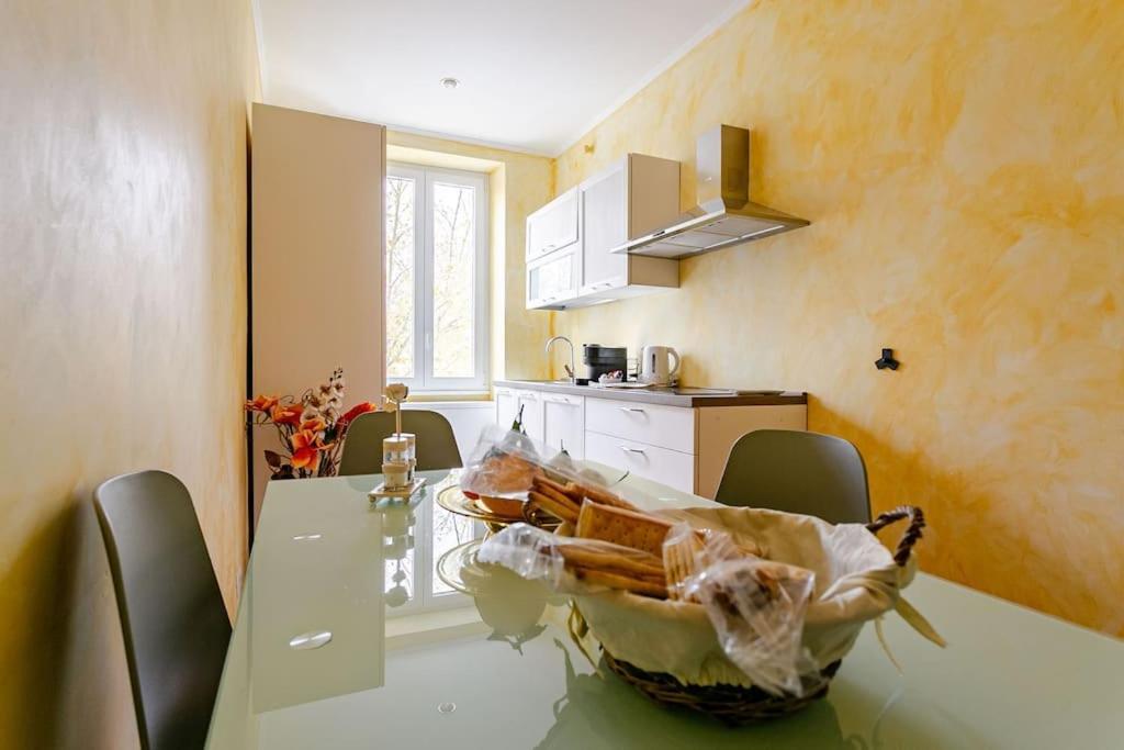 Appartement Corradi 4 With Terrace Rome