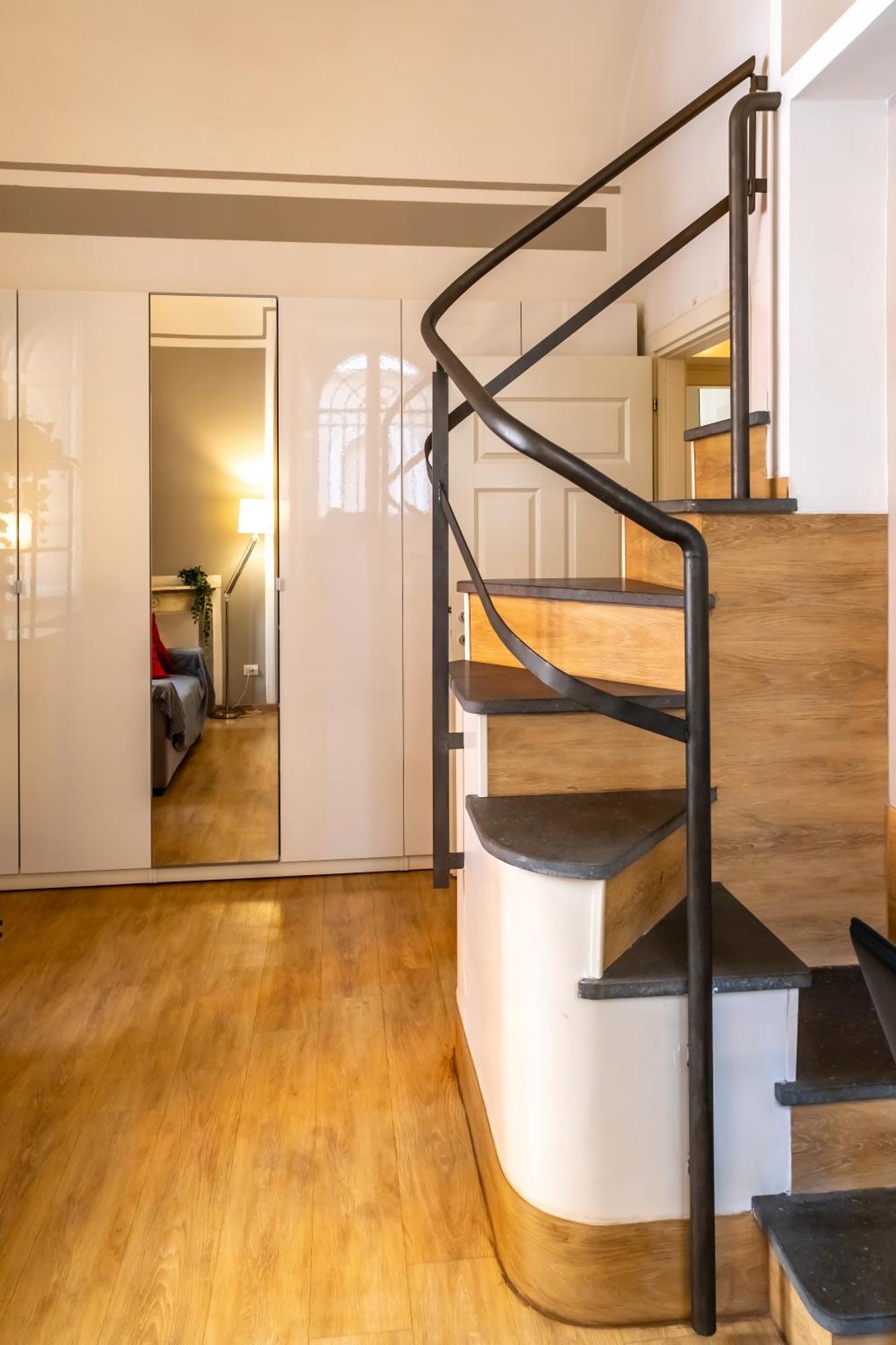 Palestro Apartment *