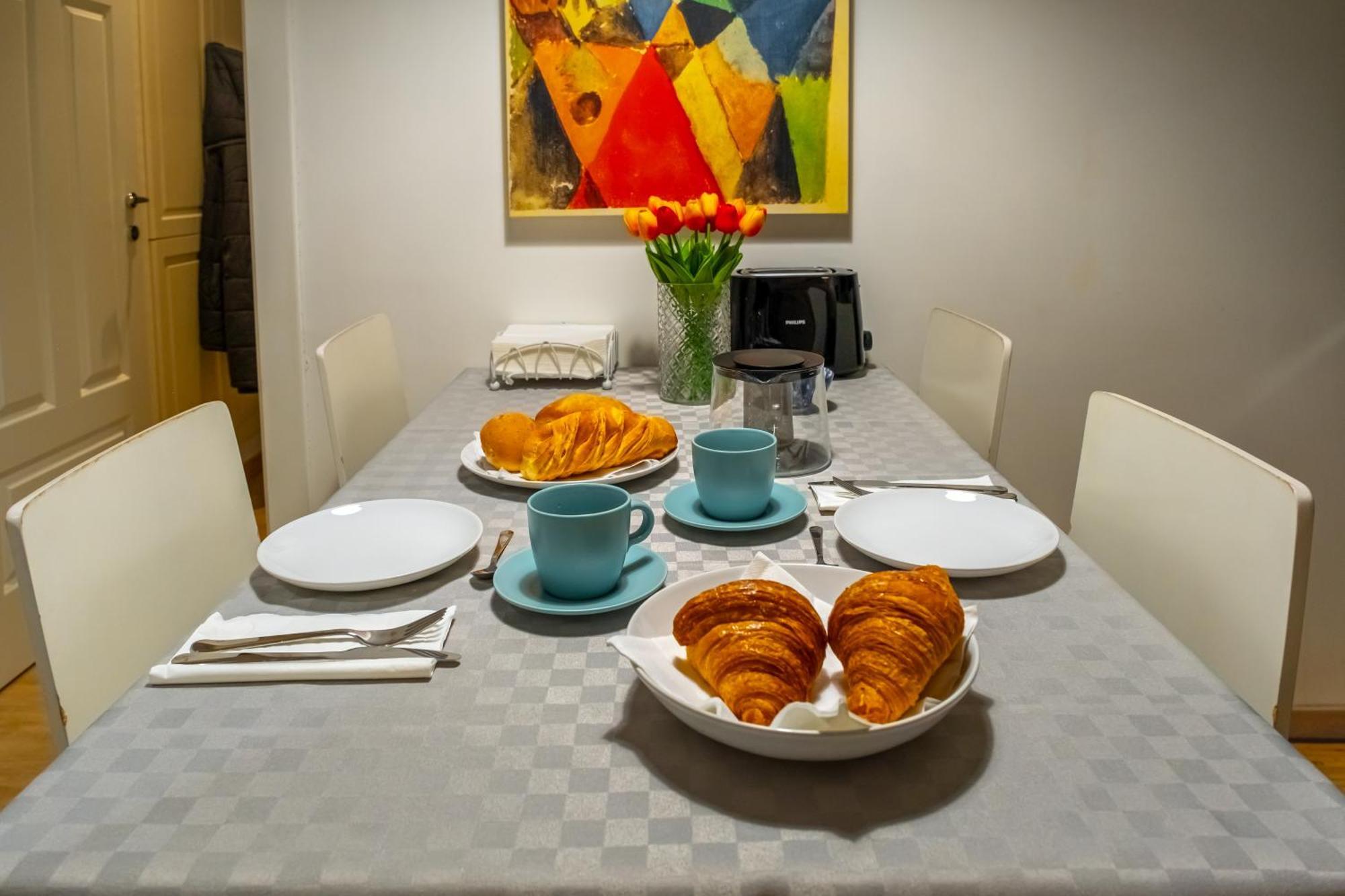 Palestro Apartment *