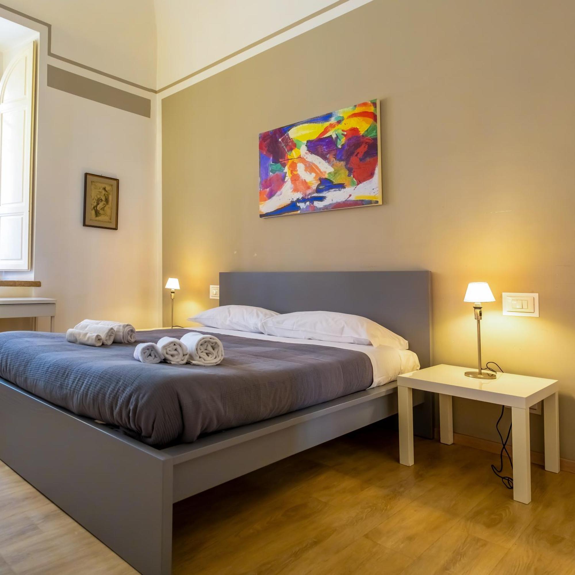 Palestro Apartment *