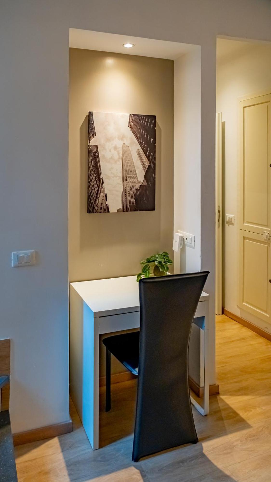Palestro Apartment *