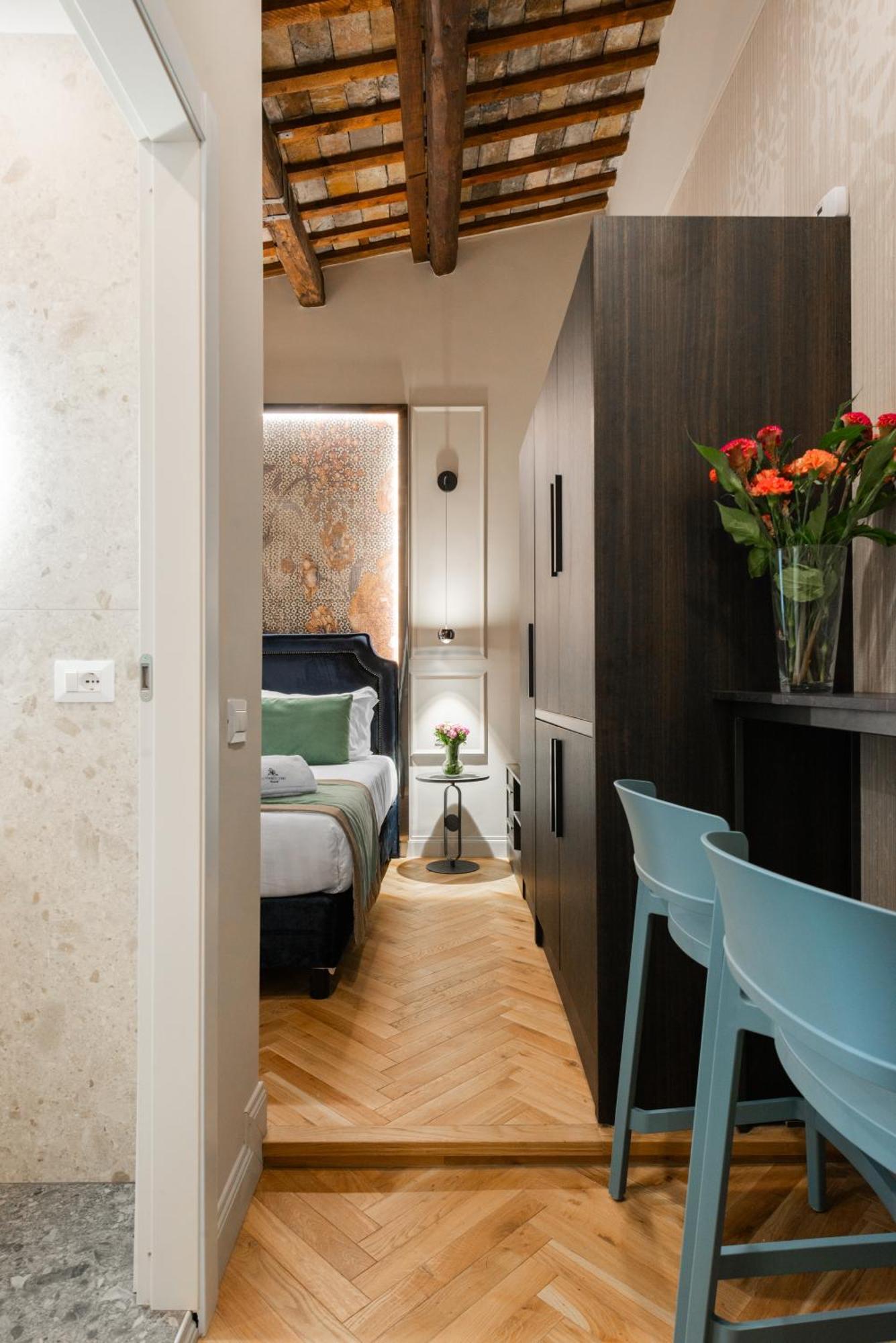 H77 - Maison D'art Collection * Rome