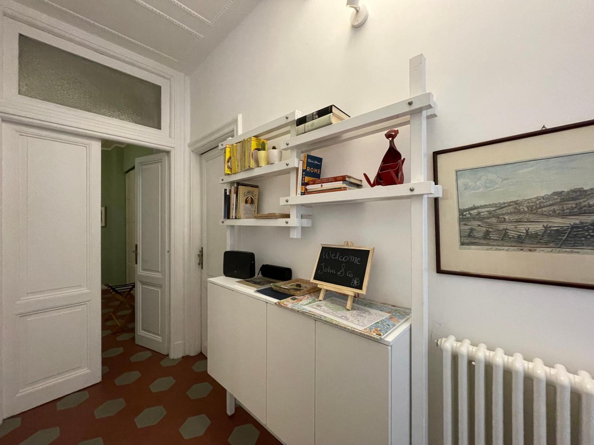 Iside At Colosseum -2 Bedrooms 2 Bathrooms * Rome