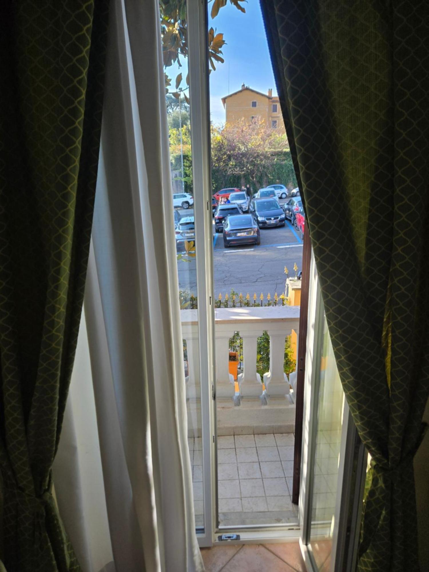 Sourire Hotel