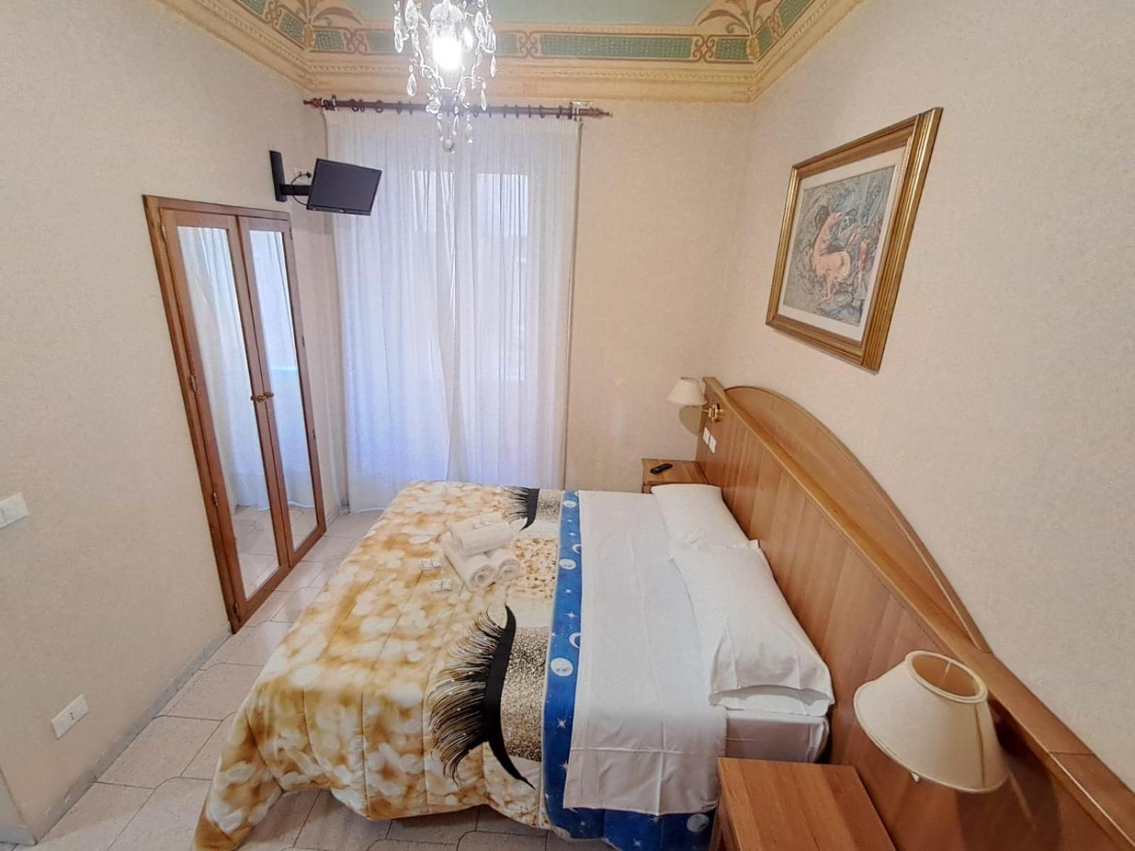 Nahid Guest house