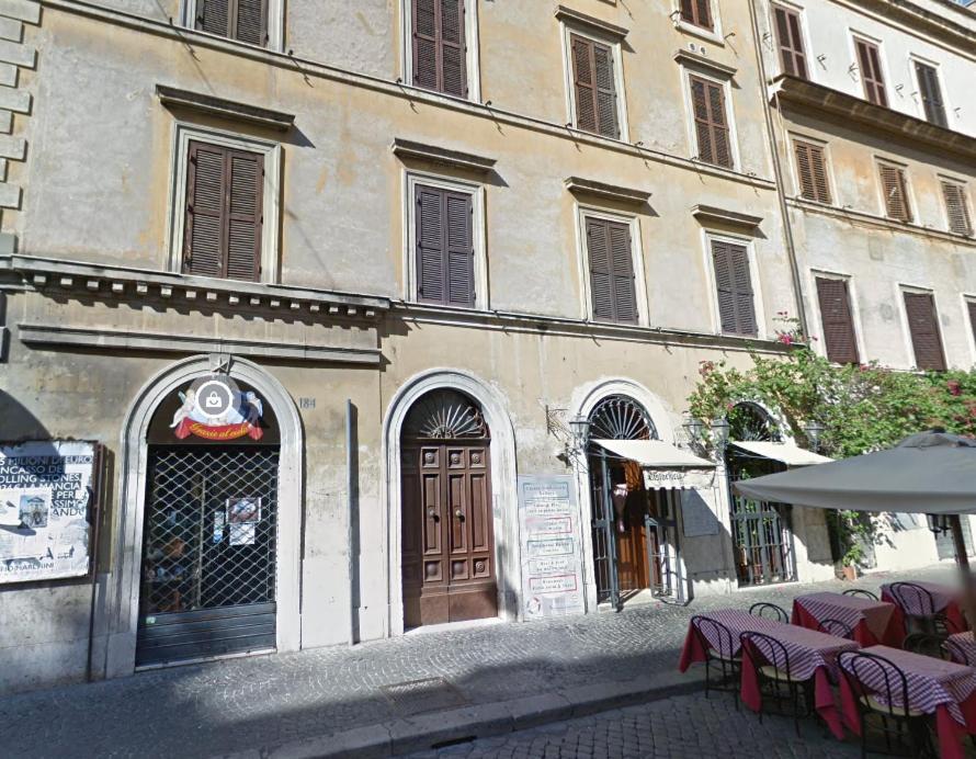 Flat 75 Sqm Sleeps 4 Popehs