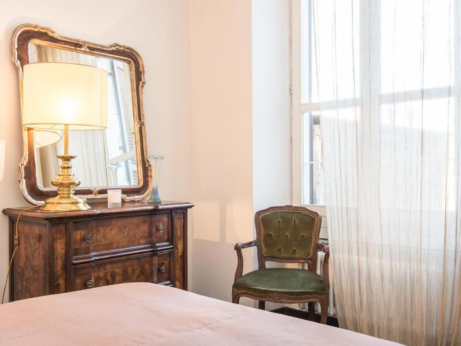 Luxury Spanish Steps Terrace Apartment *