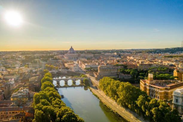Giulia's In Vatican Apartment