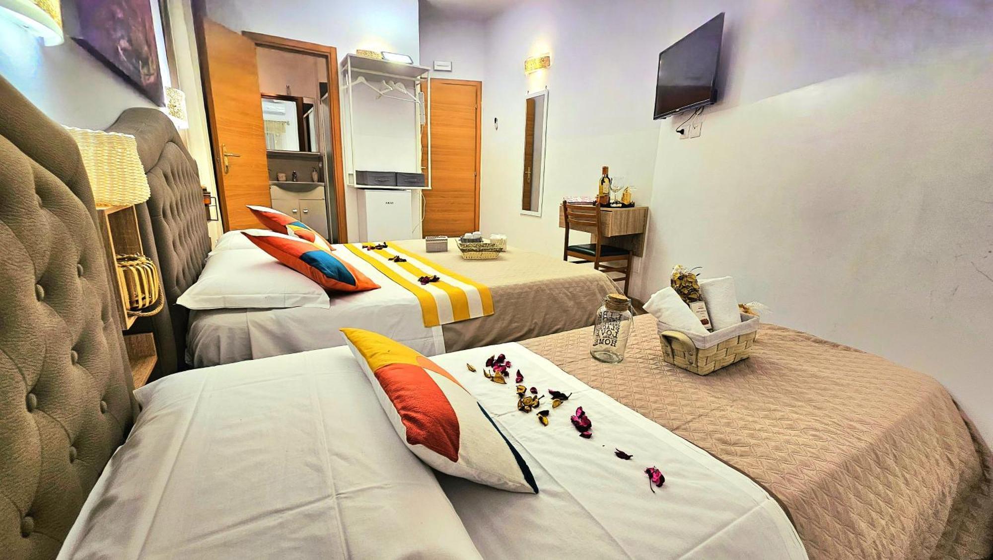 Maison d'hôtes Luxury By A Casa Simpatia - Free Parking Minimum 3 Nights -on Request In Advance *