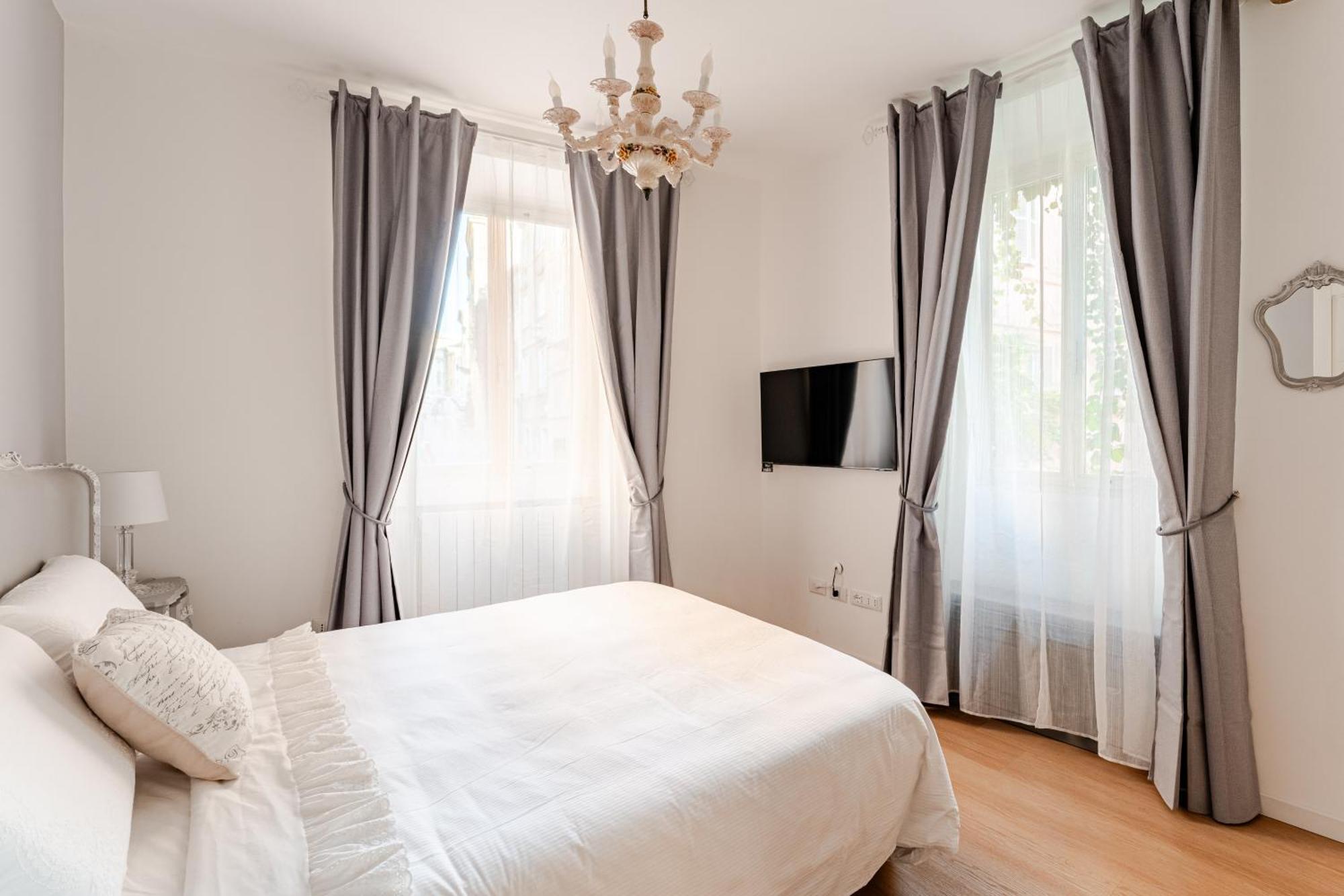 Appartement In The Shadow Of The Colosseum Rome