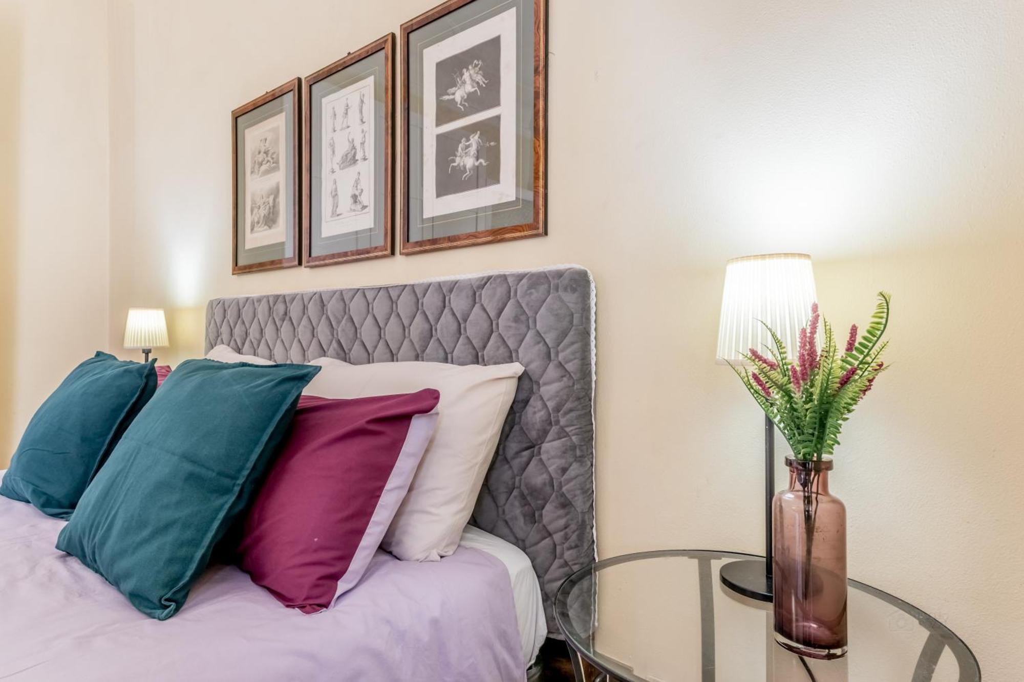 Vatican House Entire Two Bedrooms 2 Wi Fi A Portable One Apartment *