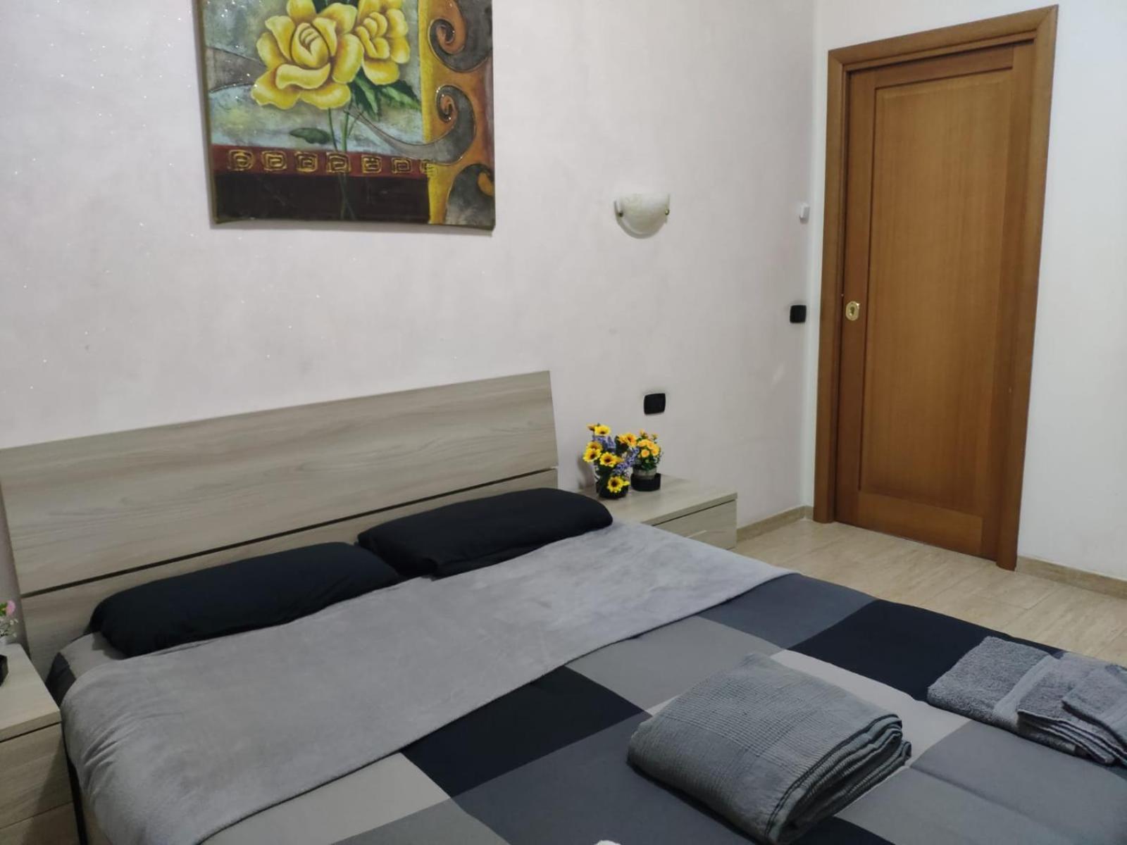 Accommodatie bij particulieren Deluxe - Close To Metro C Torrenova Station Rome