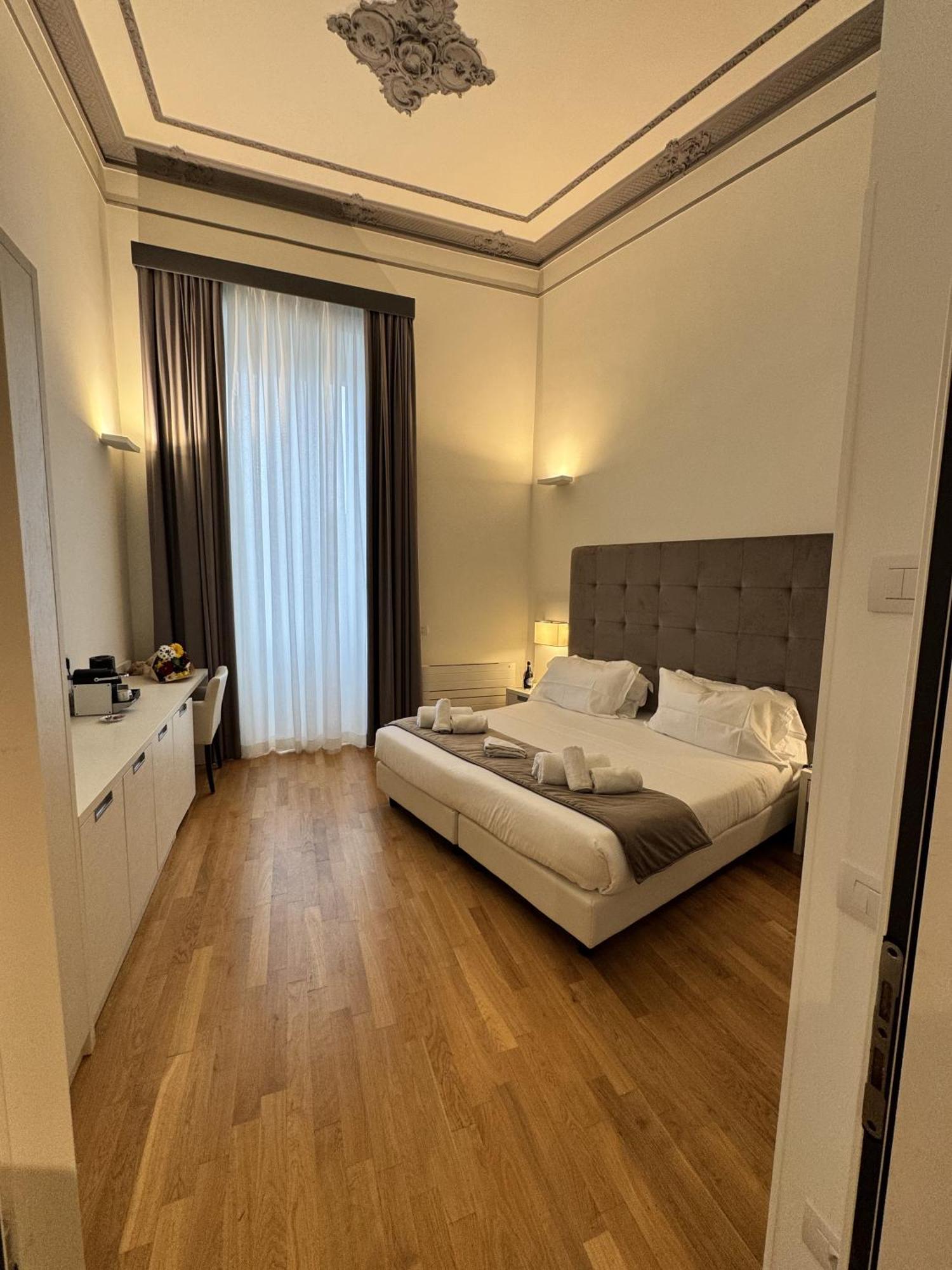 Bed & Breakfast History Essence Rome