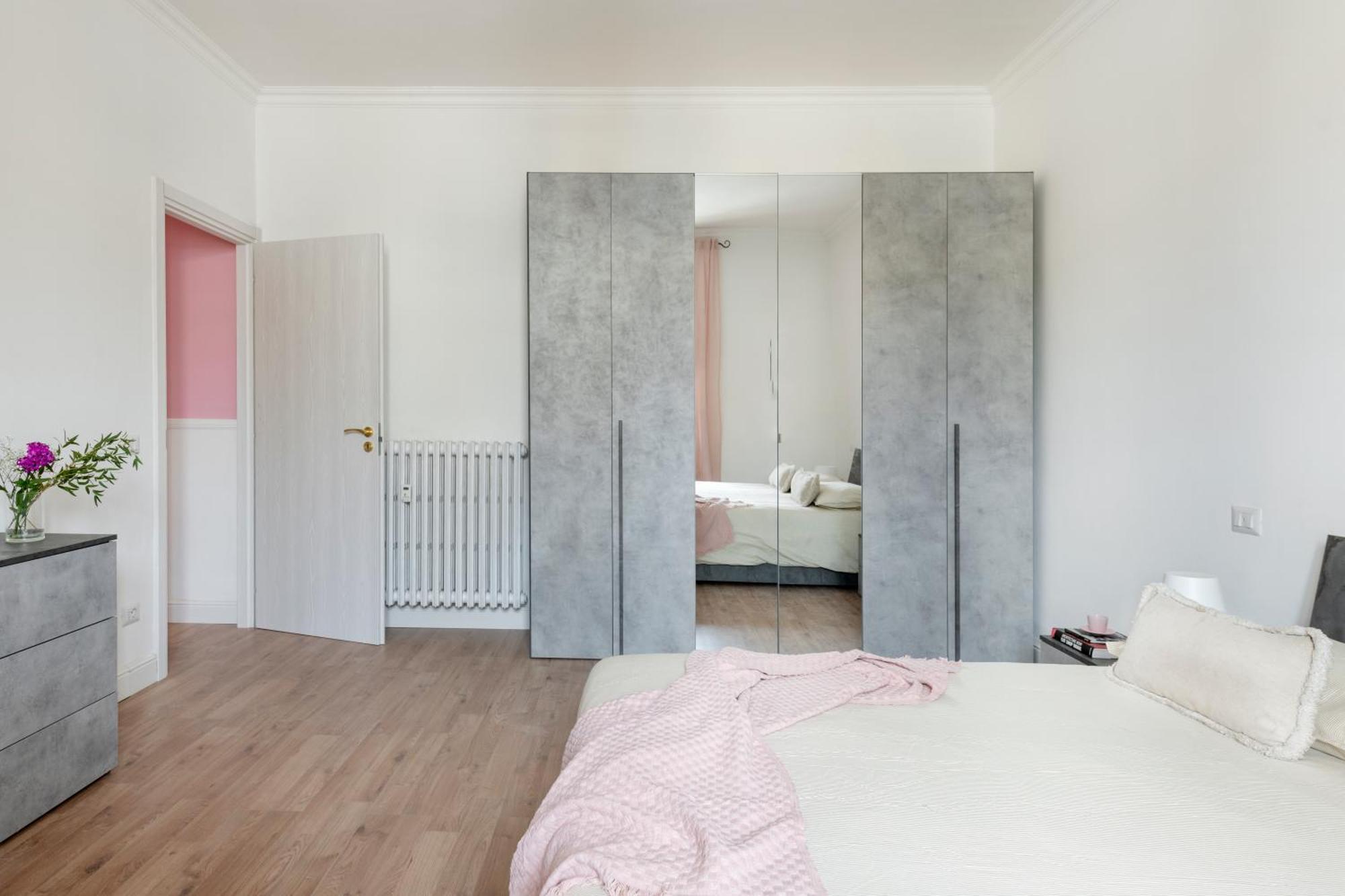 Luxury Pink Apartment Rome